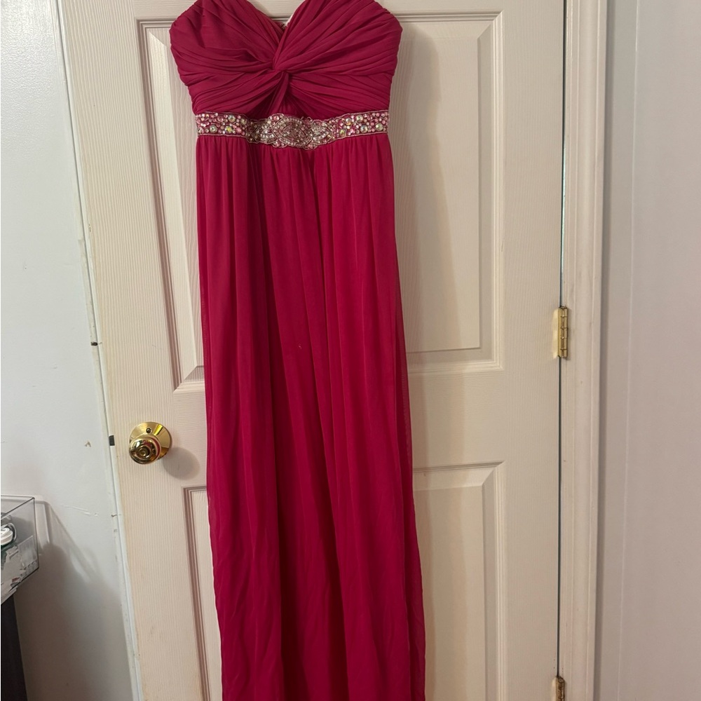 Elegant Pink Strapless Gown